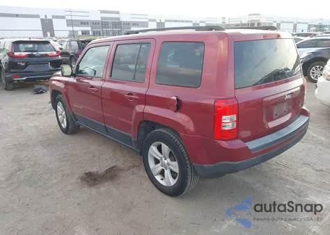 2015 Jeep Patriot Sport z USA, uszkodzony, nr VIN 1C4NJPBB6FD120266